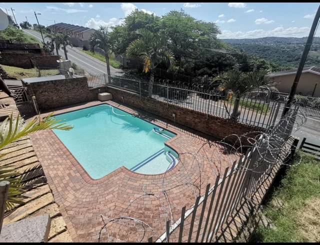 3 BEDROOM TOWNHOUSE FOR SALE IN RESERVOIR HILLS